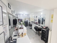 Mihai Bravu, spatiu coafor / frizerie / manichiura–pedichiura de inchiriat